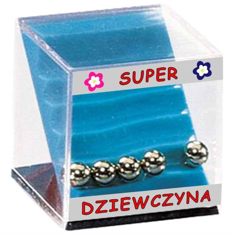 Kostka Super Dziewczyna 02.png