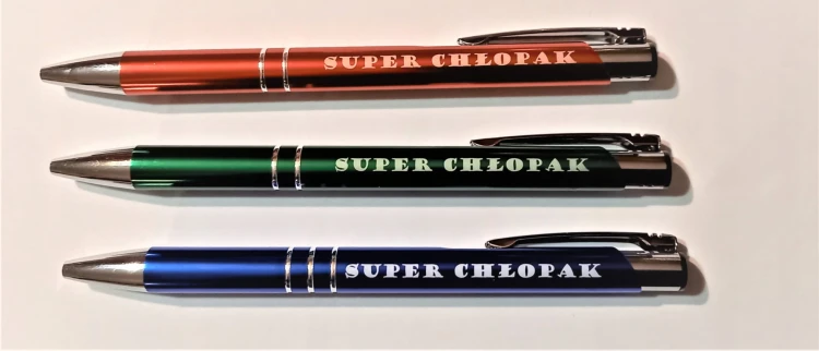 Super Chłopak Długopisy.jpg